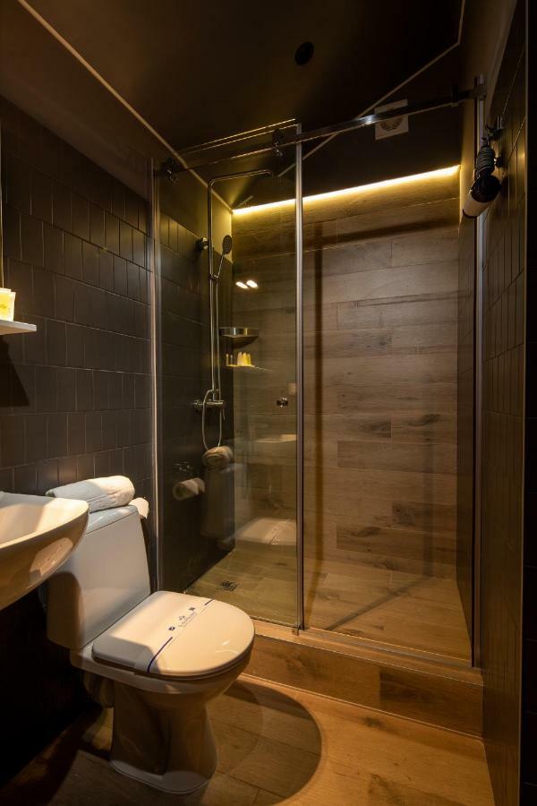 Poet Apartments โอเดสซา ภายนอก รูปภาพ