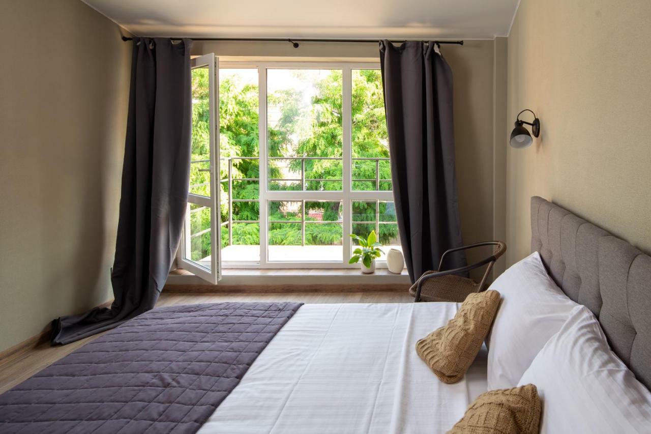 Poet Apartments โอเดสซา ภายนอก รูปภาพ