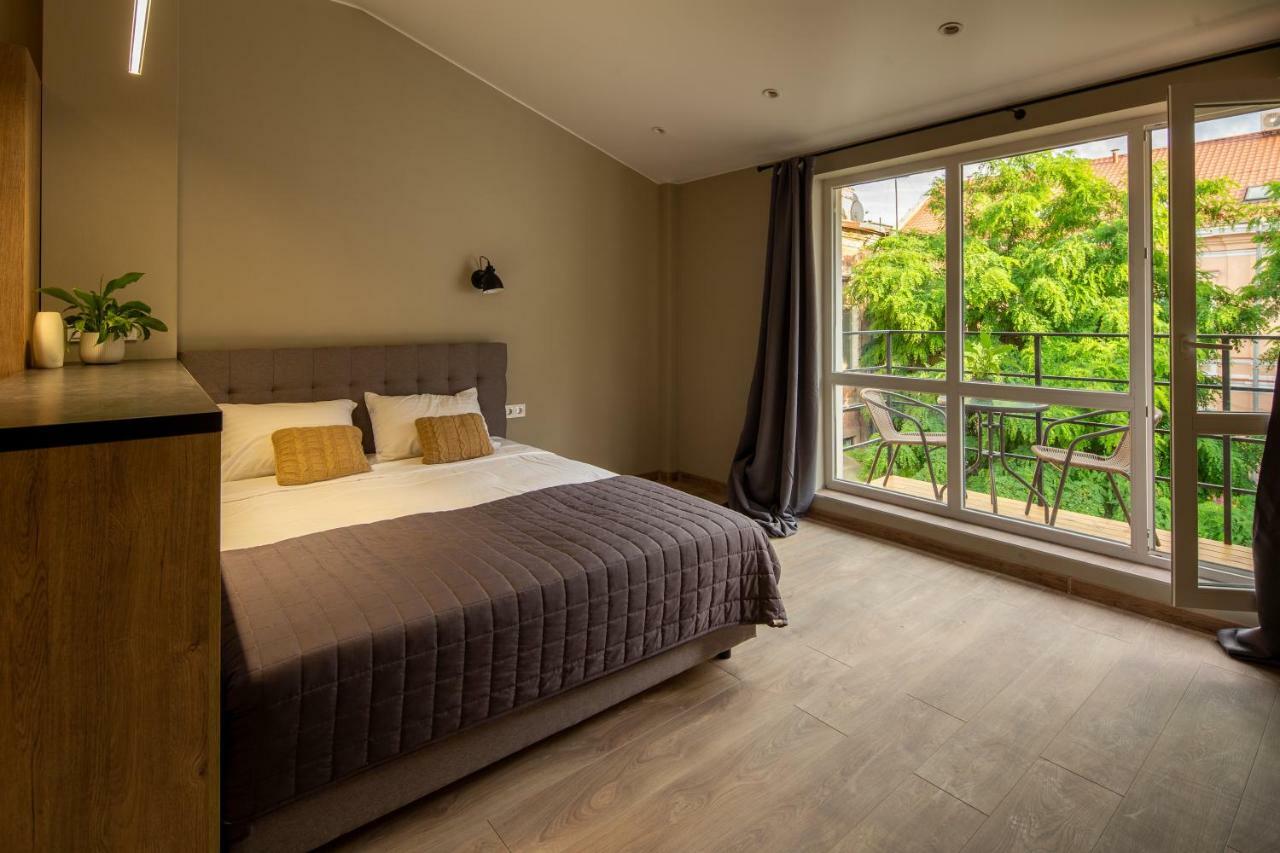 Poet Apartments โอเดสซา ภายนอก รูปภาพ