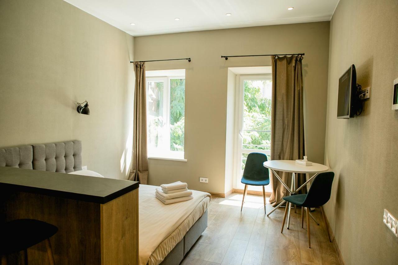 Poet Apartments โอเดสซา ภายนอก รูปภาพ