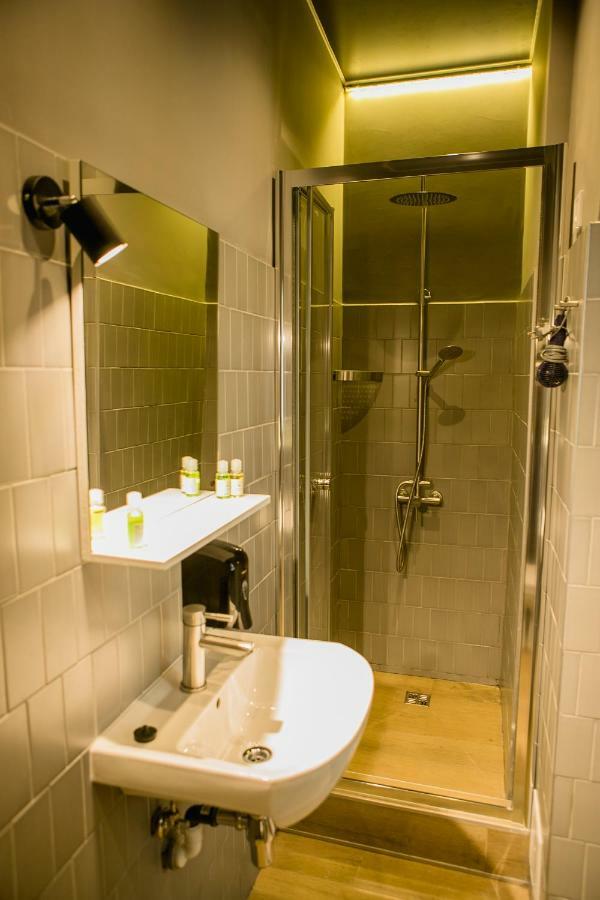 Poet Apartments โอเดสซา ภายนอก รูปภาพ